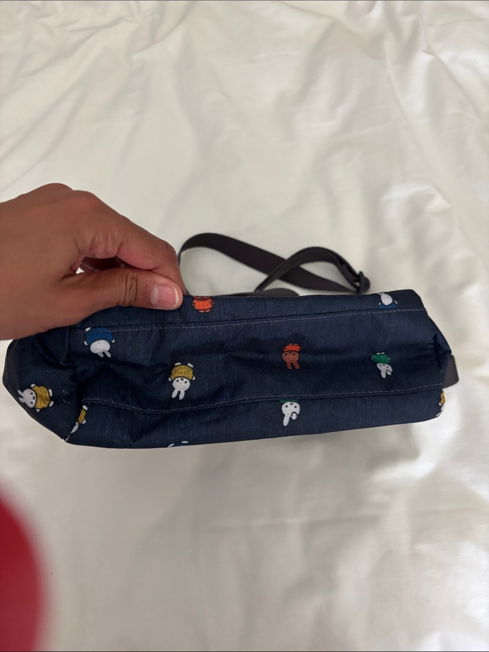 Lesportsac x Miffy Crossbody Bag - Picture 5 of 10